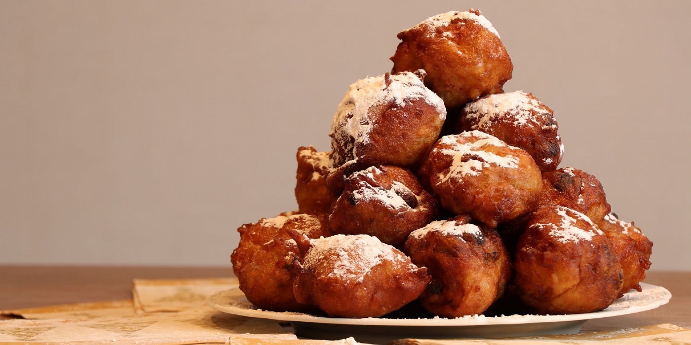 Lathumse oliebollen en appelflappen